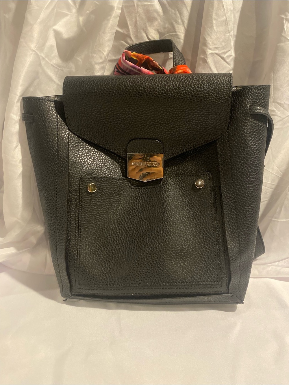 Steve Madden Black Backpack Buckle Closure Gold Hardware Inner Pockets